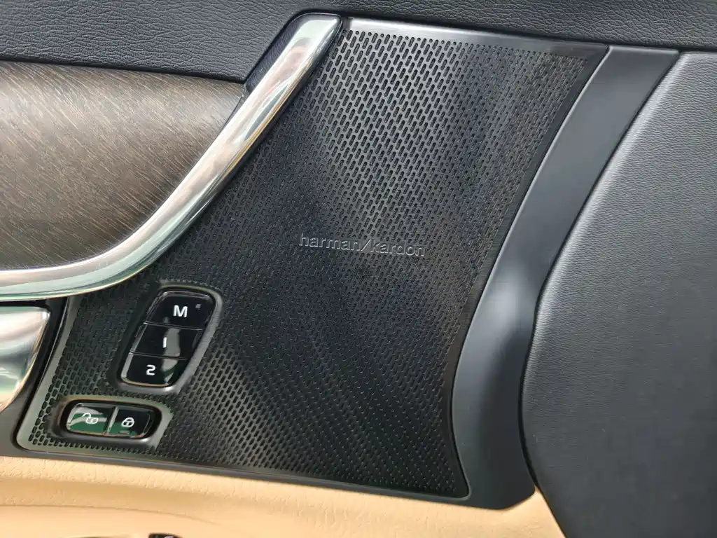 Volvo V90 2019 — фото 10