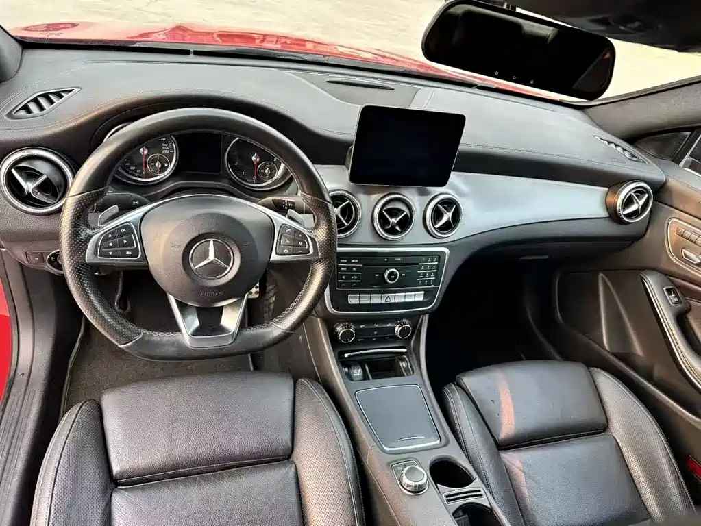 Mercedes-Benz CLA 2018 — фото 15
