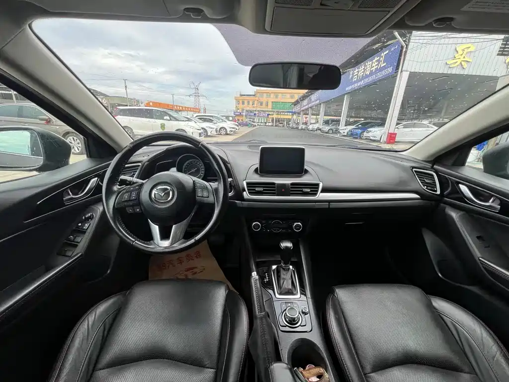 Mazda 3 Axela 2015 — фото 6
