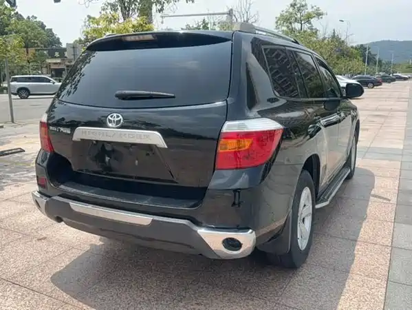 Toyota Highlander 2011