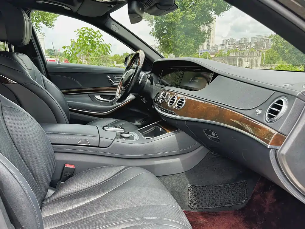 Mercedes-Benz Maybach S-Class 2016