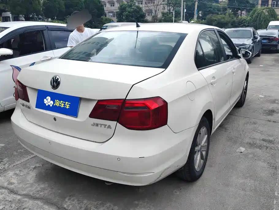 Volkswagen Jetta 2015