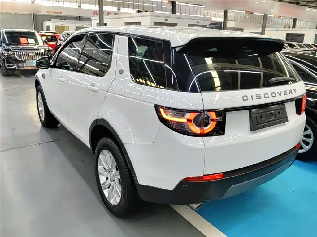 Land Rover Discovery Sport 2019 — фото 5