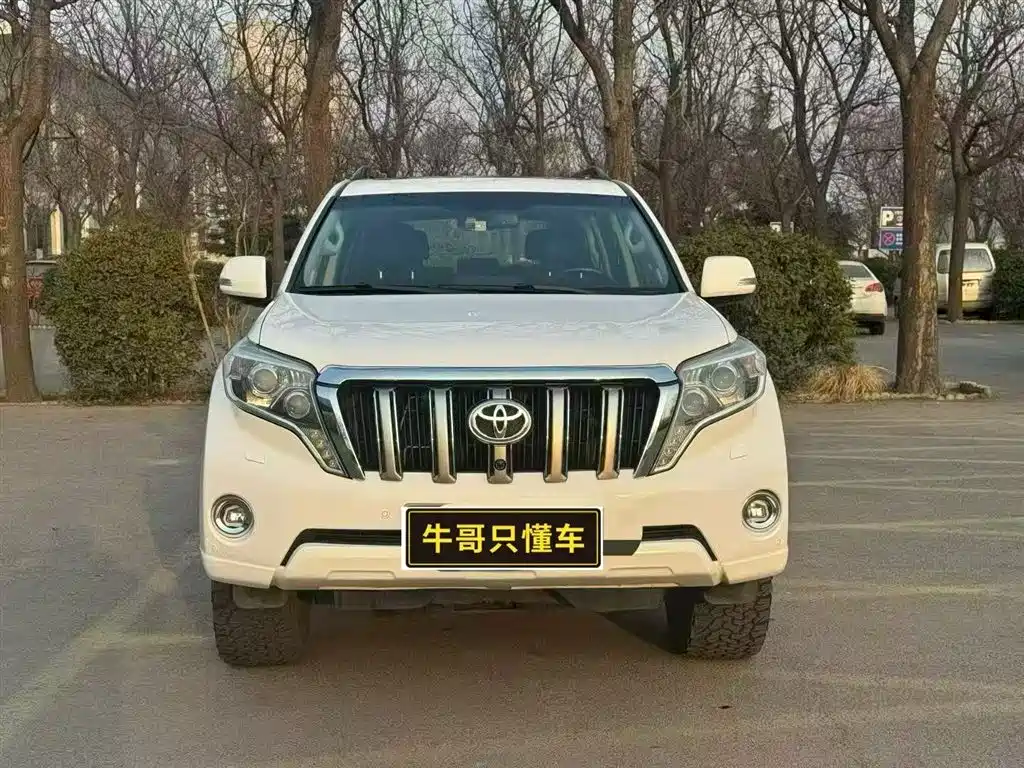Toyota Prado 2014 — фото 1