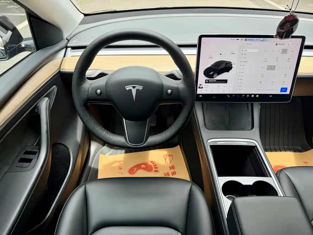 Tesla Model Y 2021 — фото 12