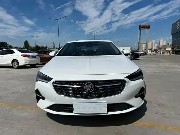 Buick Regal 2021