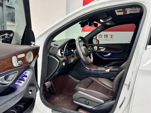 Mercedes-Benz GLC 2021