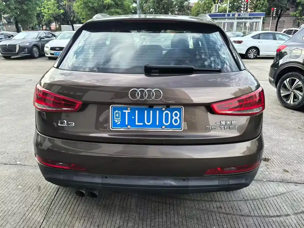 Audi Q3 2015