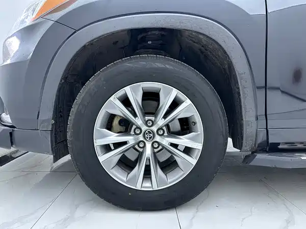 Toyota Highlander 2017
