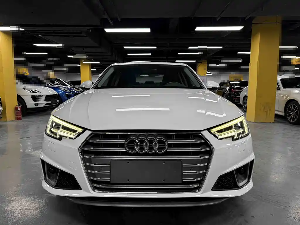 Audi A4L 2019