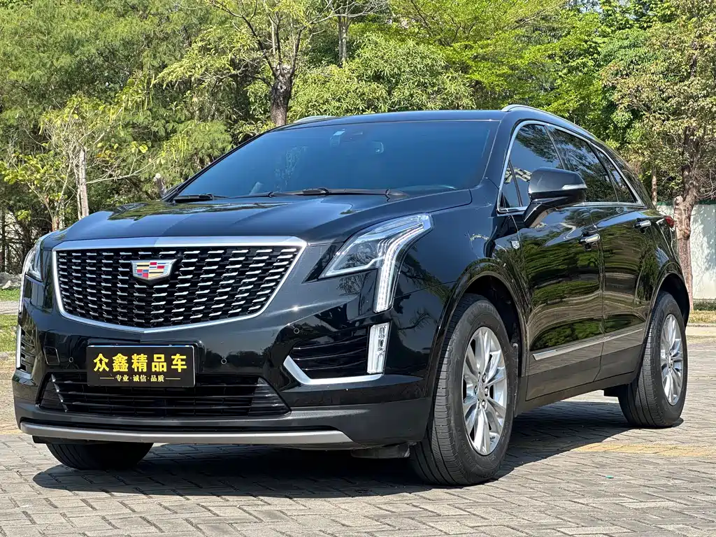 Cadillac XT5 2022 — фото 1