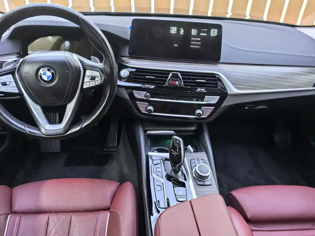 BMW 5 Series 2022 — фото 5