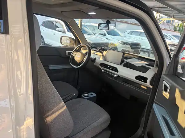Geely Galaxy Panda 2023