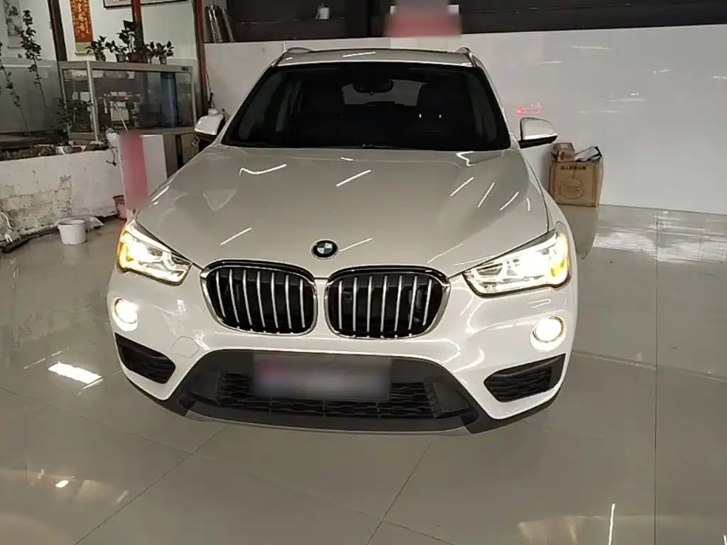 BMW X1 2017 — фото 3