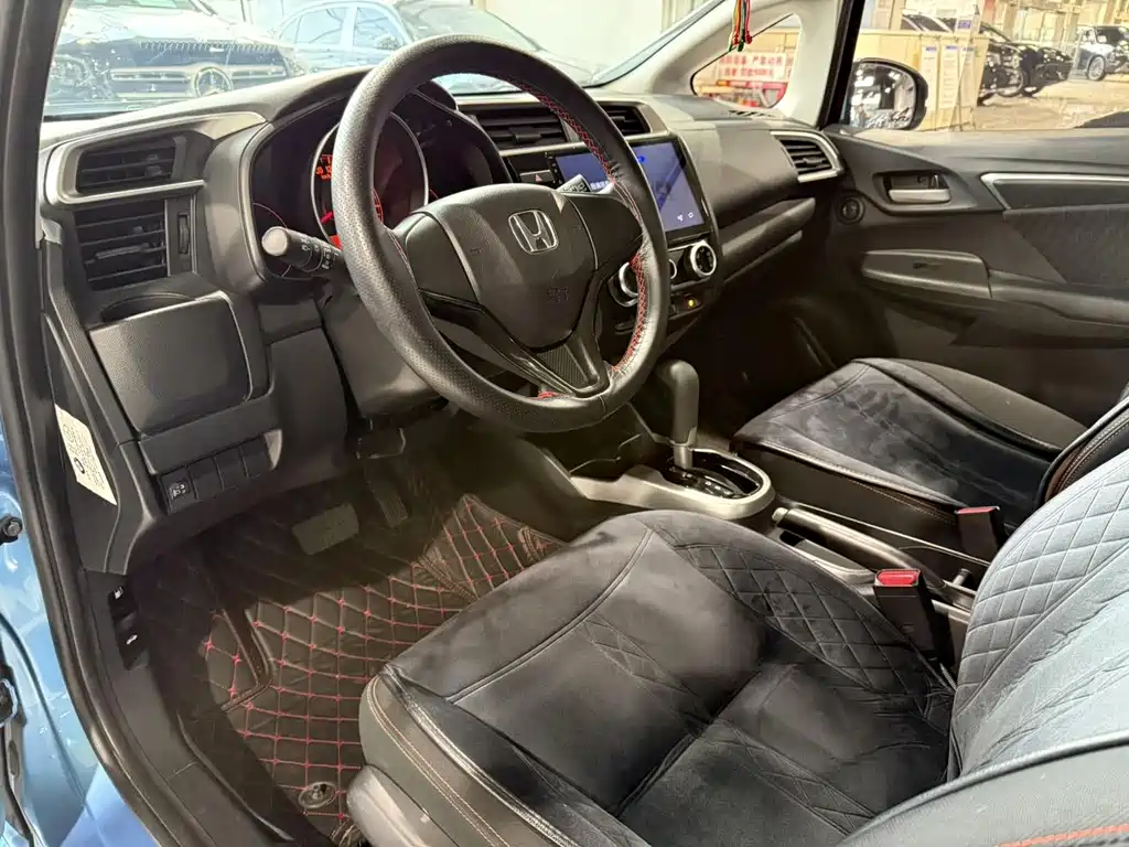 Honda Fit 2019 — фото 6