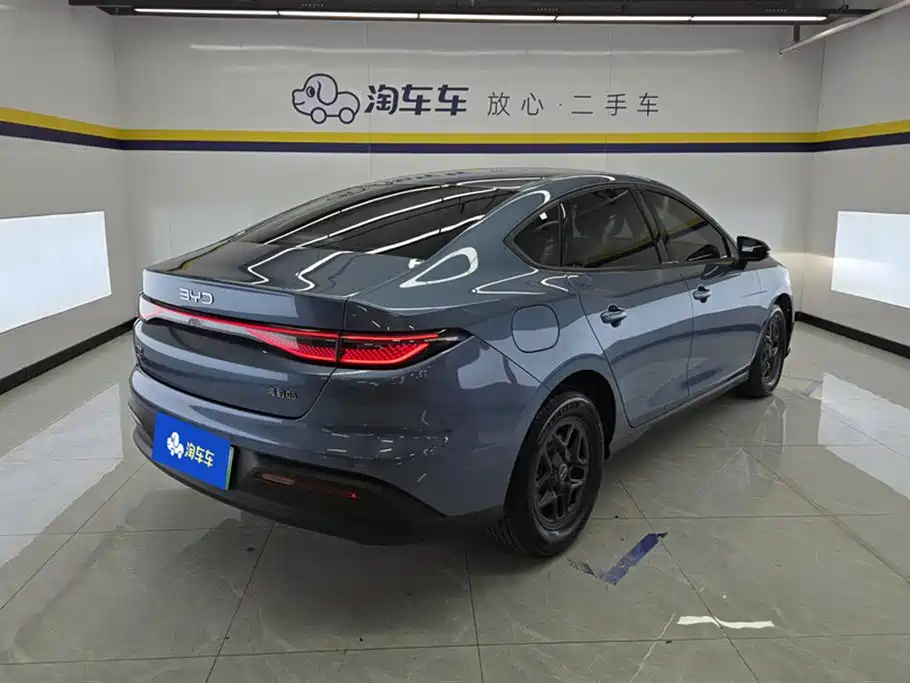 BYD Seal 05 DM-i 2025 — фото 3