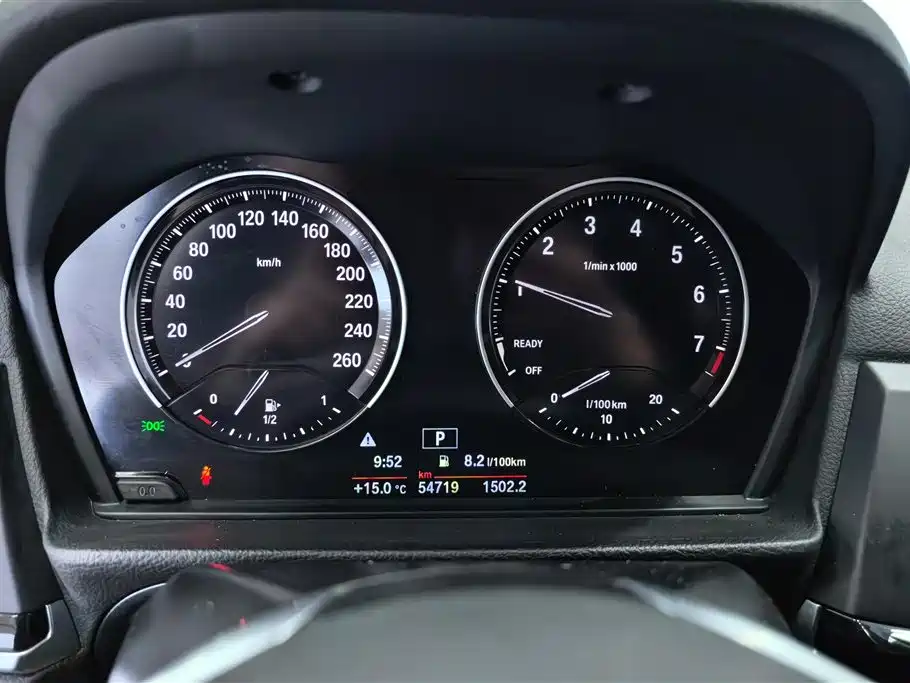 BMW 1 Series 2018 — фото 14