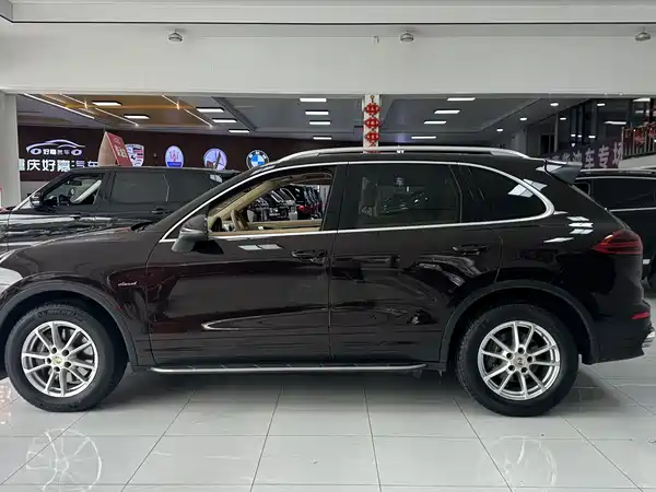 Porsche Cayenne 2015