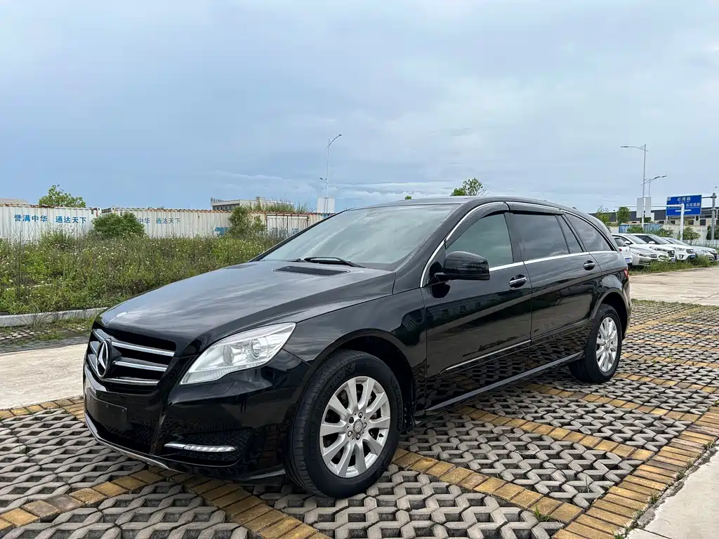 Mercedes-Benz R-Class 2013 — фото 1