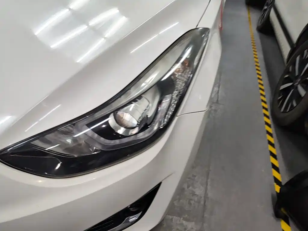 Hyundai Elantra Langdong 2017 — фото 24