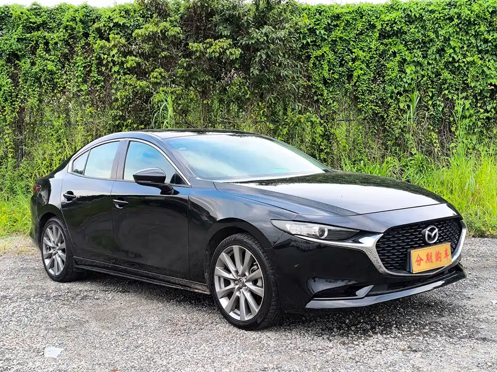 Mazda 3 Axela 2021