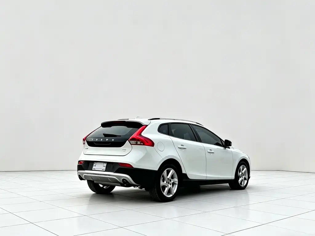 Volvo V40 2016 — фото 12