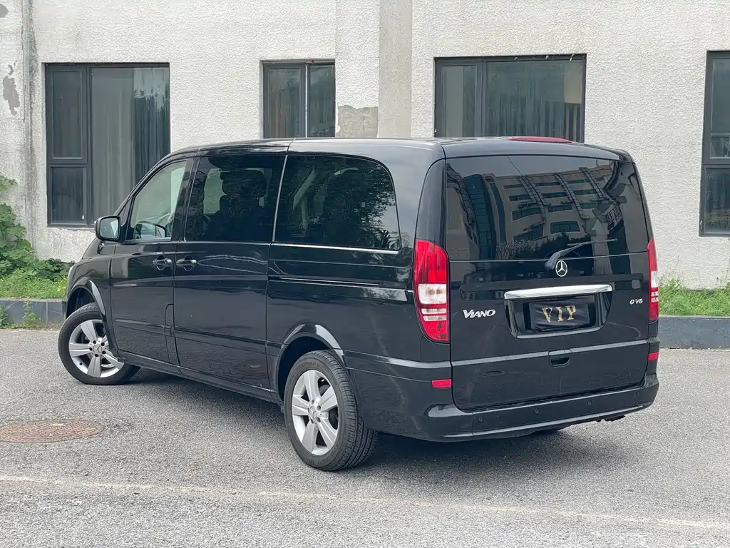 Mercedes-Benz Viano 2015 — фото 4