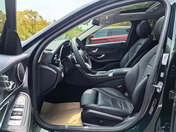 Mercedes-Benz C-Class 2020