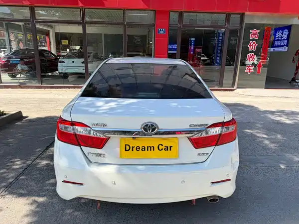 Toyota Camry 2013