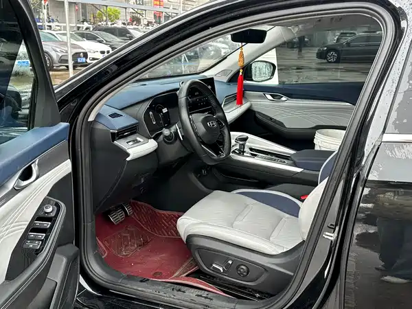Geely Xingrui 2021