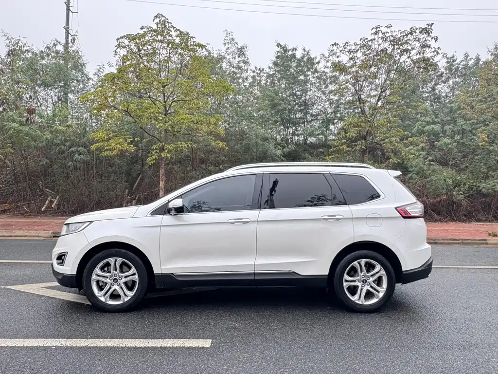 Ford Edge 2018 — фото 5