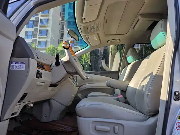 Toyota Previa 2010