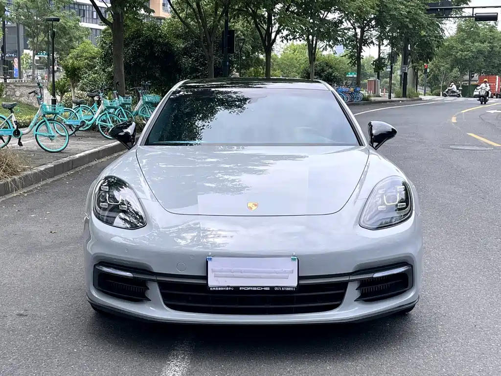 Porsche Panamera 2020 — фото 2