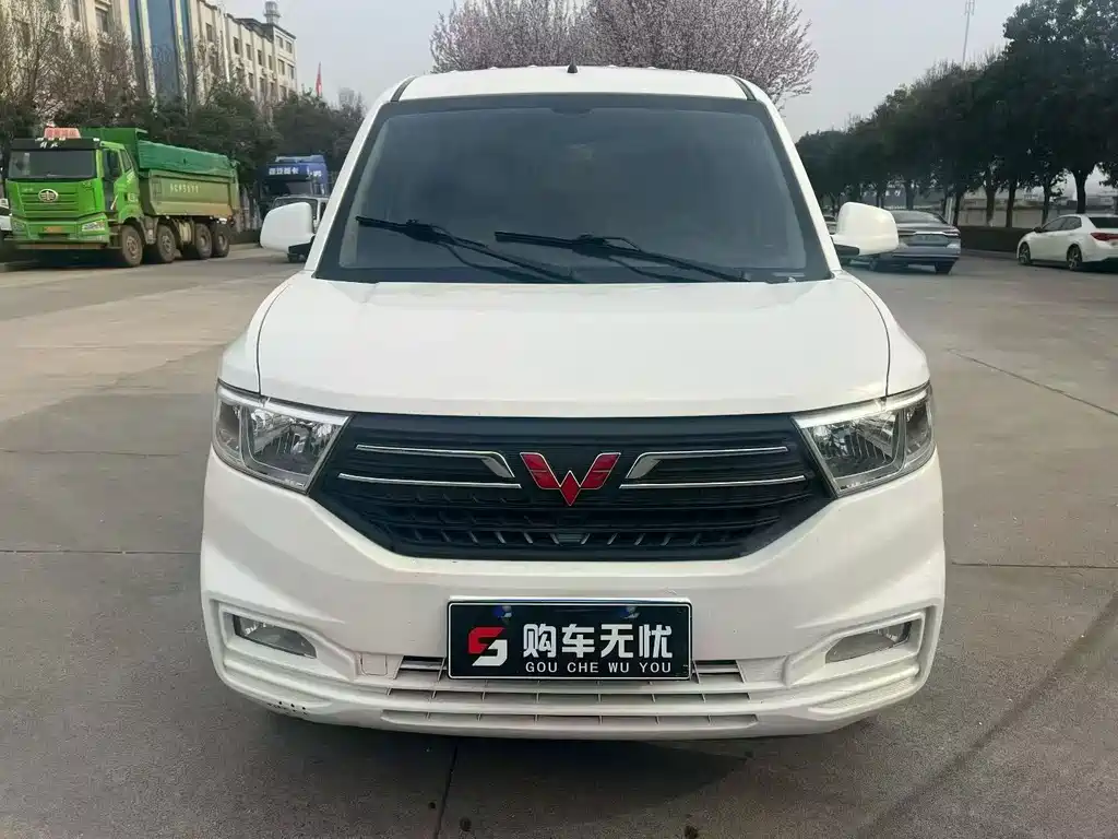 Wuling Hongguang V 2022 — фото 2