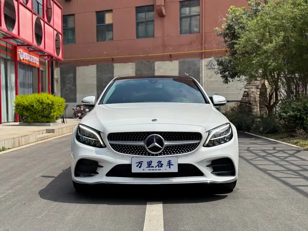Mercedes-Benz C-Class 2019 — фото 2
