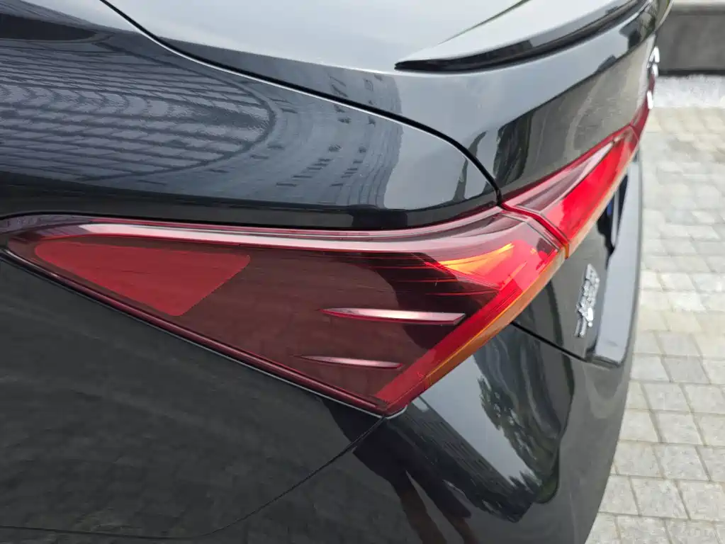 Toyota Avalon 2022 — фото 12