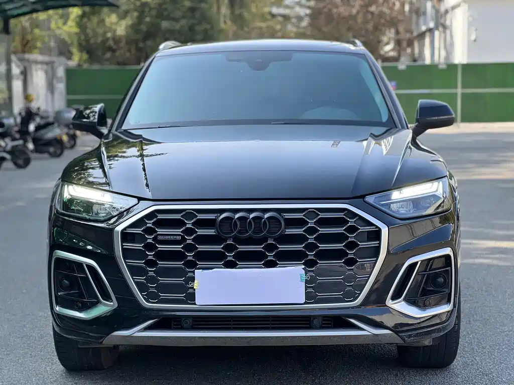Audi Q5L 2022 — фото 2