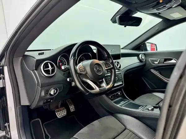 Mercedes-Benz CLA 2017