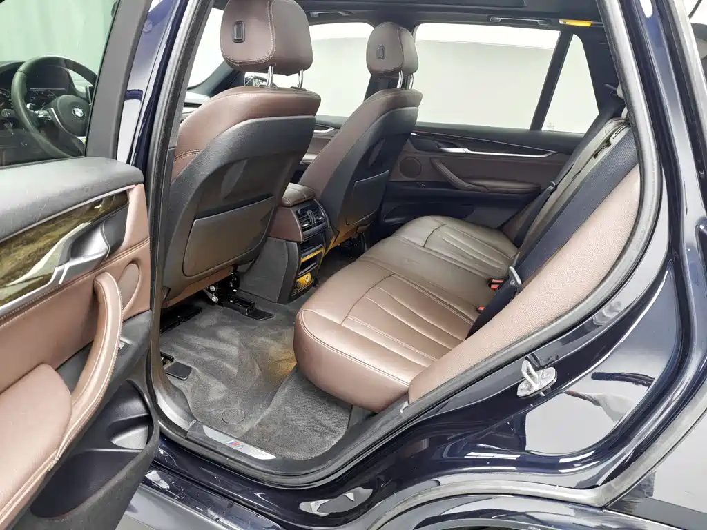 BMW X5 2017 — фото 14