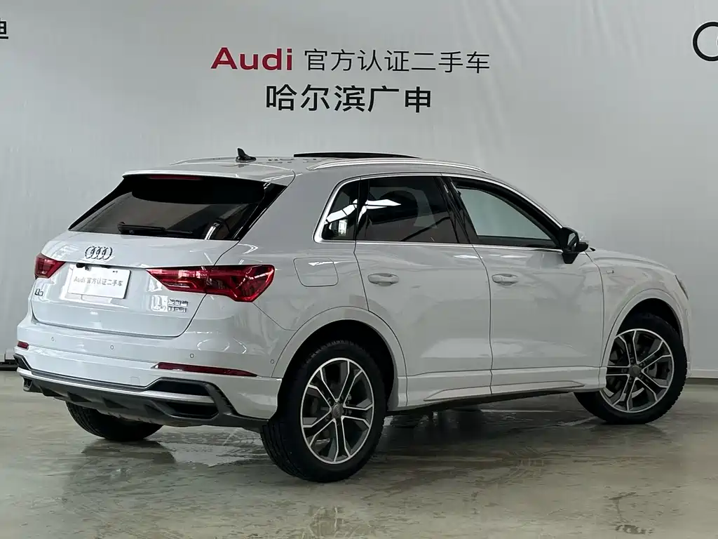 Audi Q3 2021 — фото 2