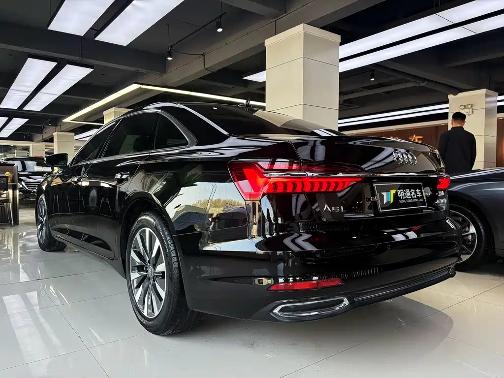 Audi A6L 2022 — фото 5