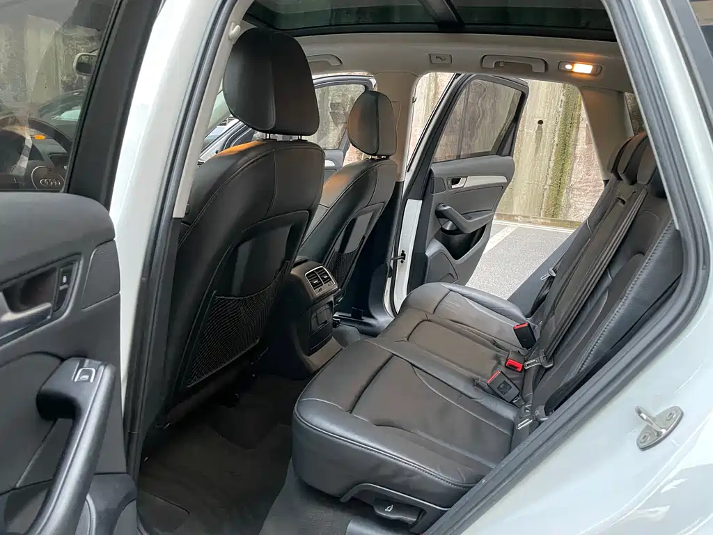 Audi Q5 2015 — фото 10