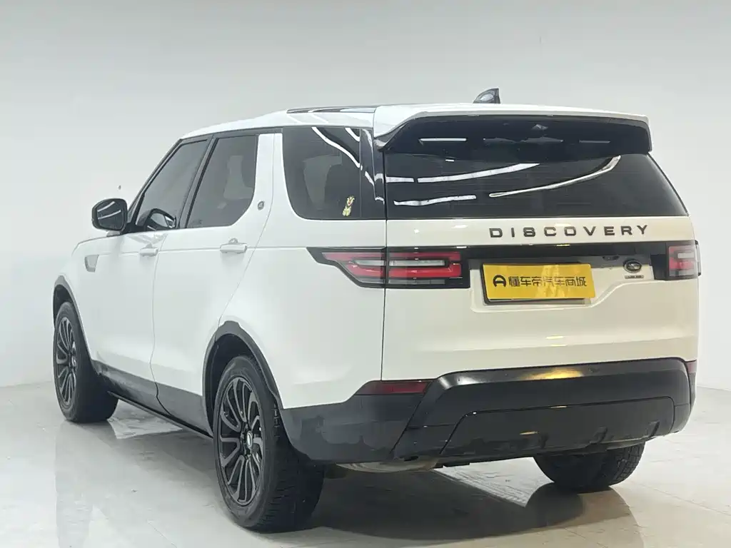 Land Rover Discovery 2018 — фото 9