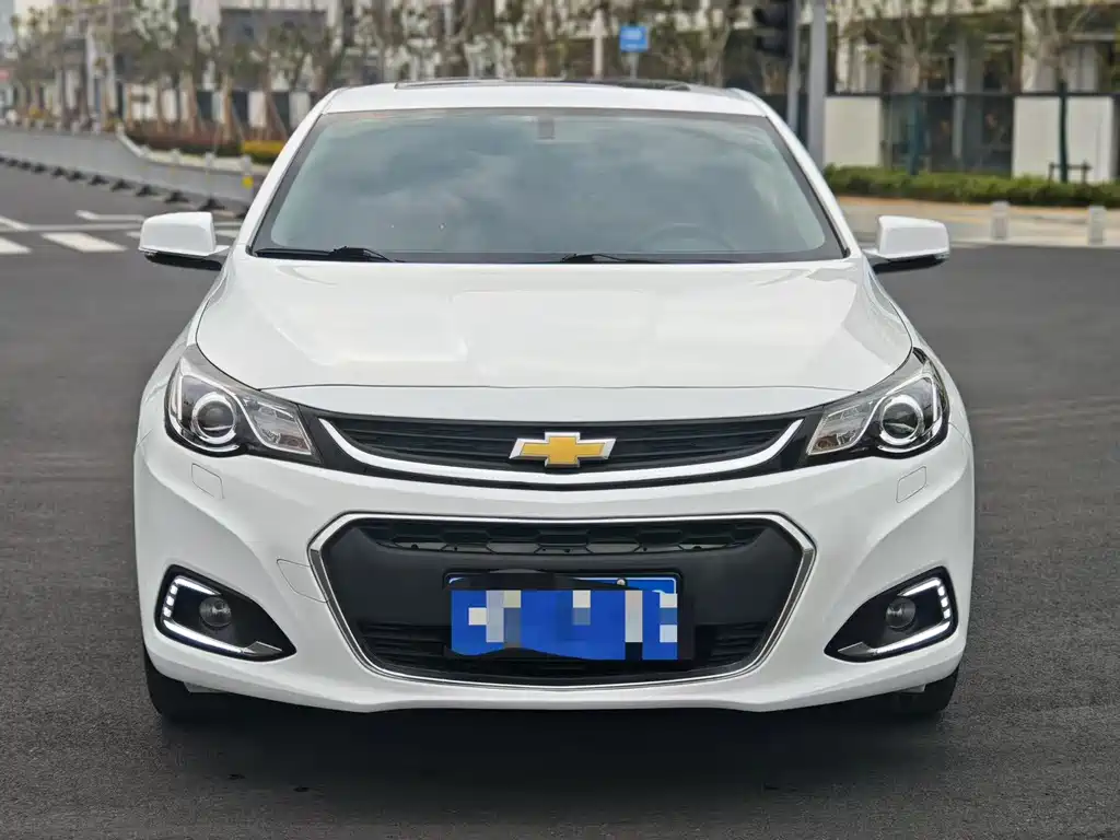 Chevrolet Malibu 2017 — фото 2