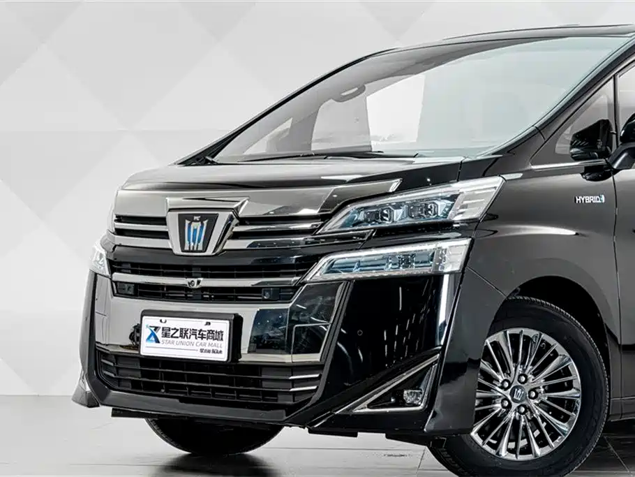 Toyota Vellfire 2022 — фото 3
