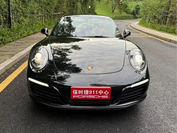 Porsche 911 2016