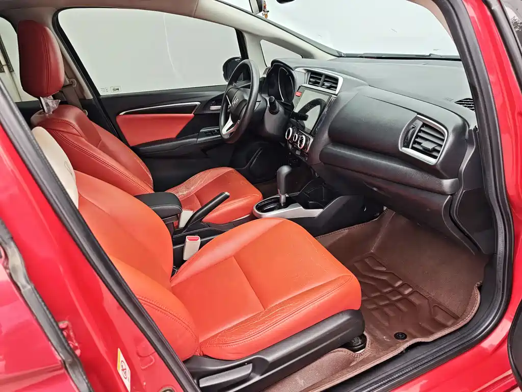 Honda Fit 2015 — фото 10