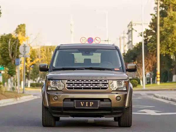 Land Rover Discovery 2012