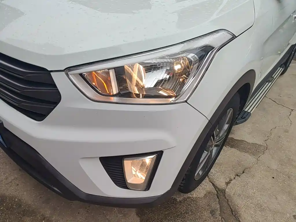 Hyundai ix25 2017 — фото 24