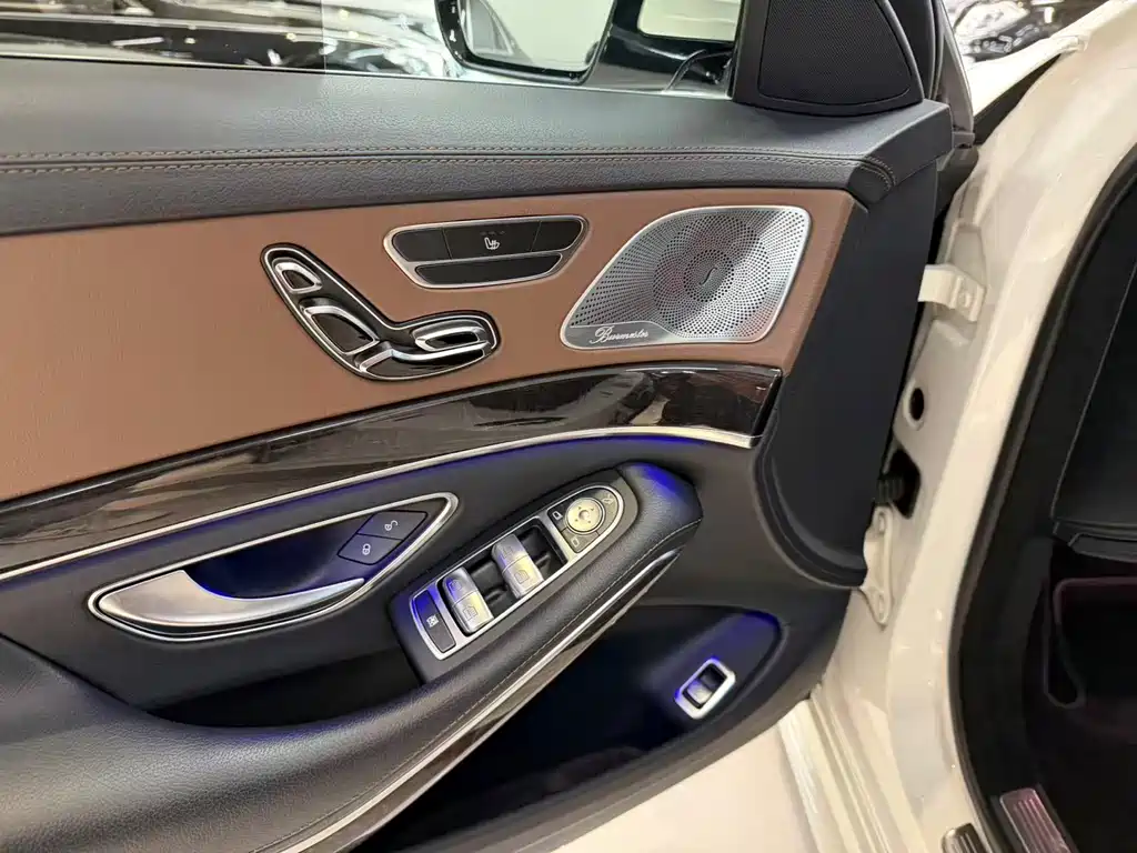 Mercedes-Benz S-Class 2017 — фото 15